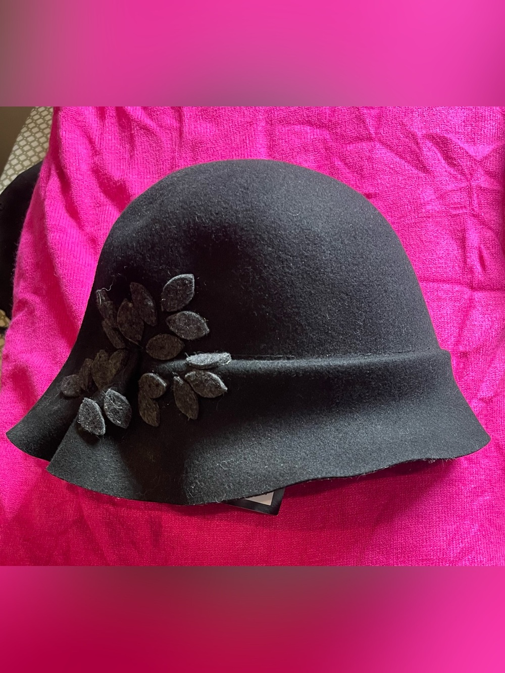 Women's Black Wool Hat with Leaf Accent